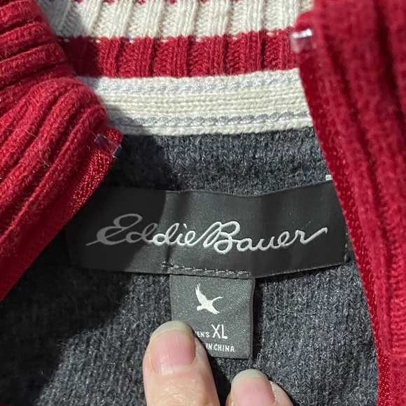 Eddie Bauer - Picture 6 of 7